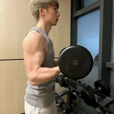 韩飞凡
